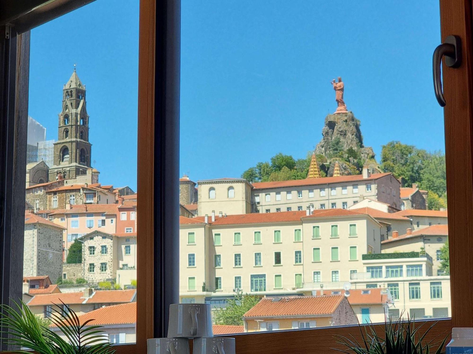 Ibis Styles Le Puy En Velay Hotel Eksteriør billede