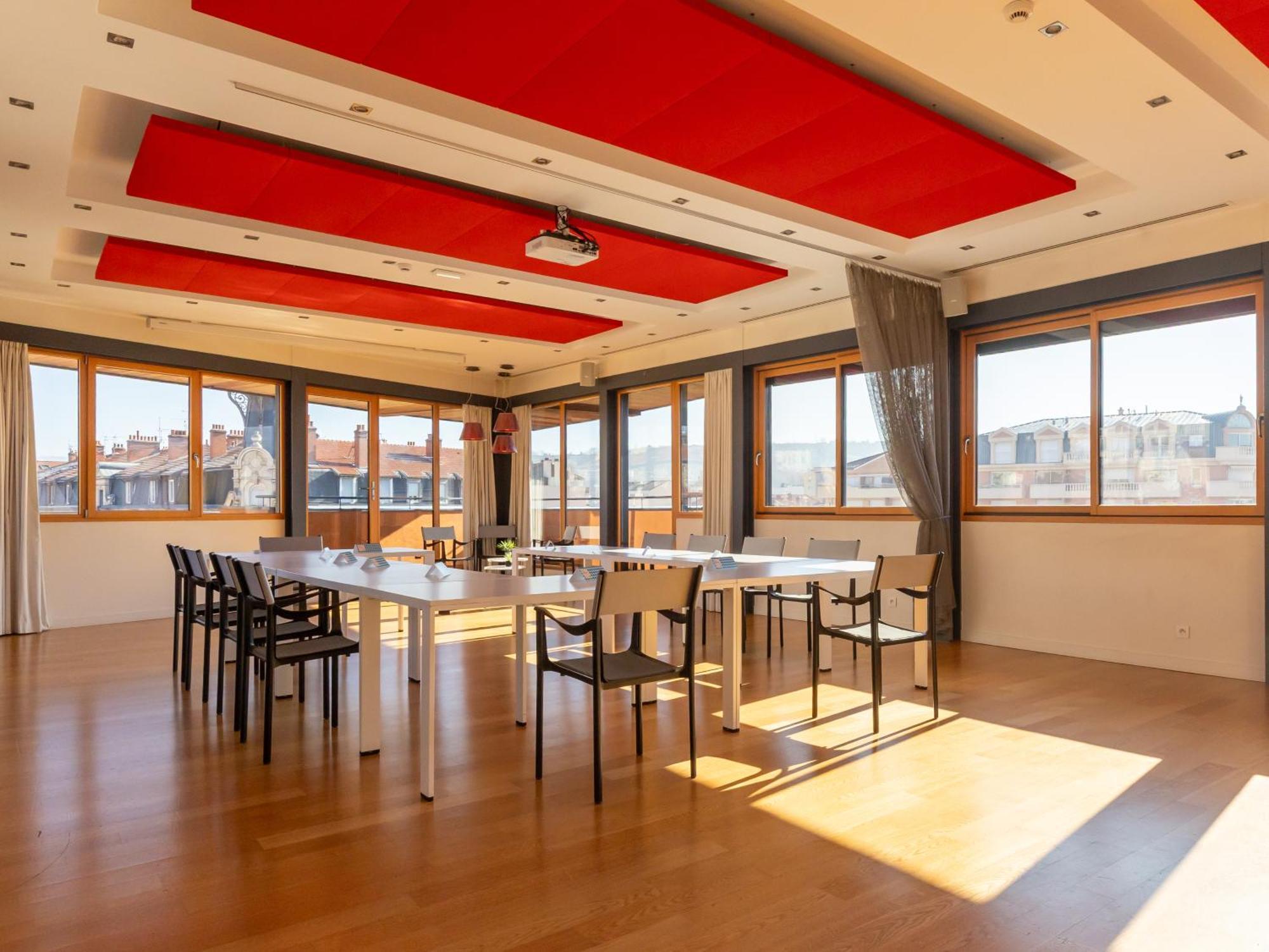 Ibis Styles Le Puy En Velay Hotel Eksteriør billede